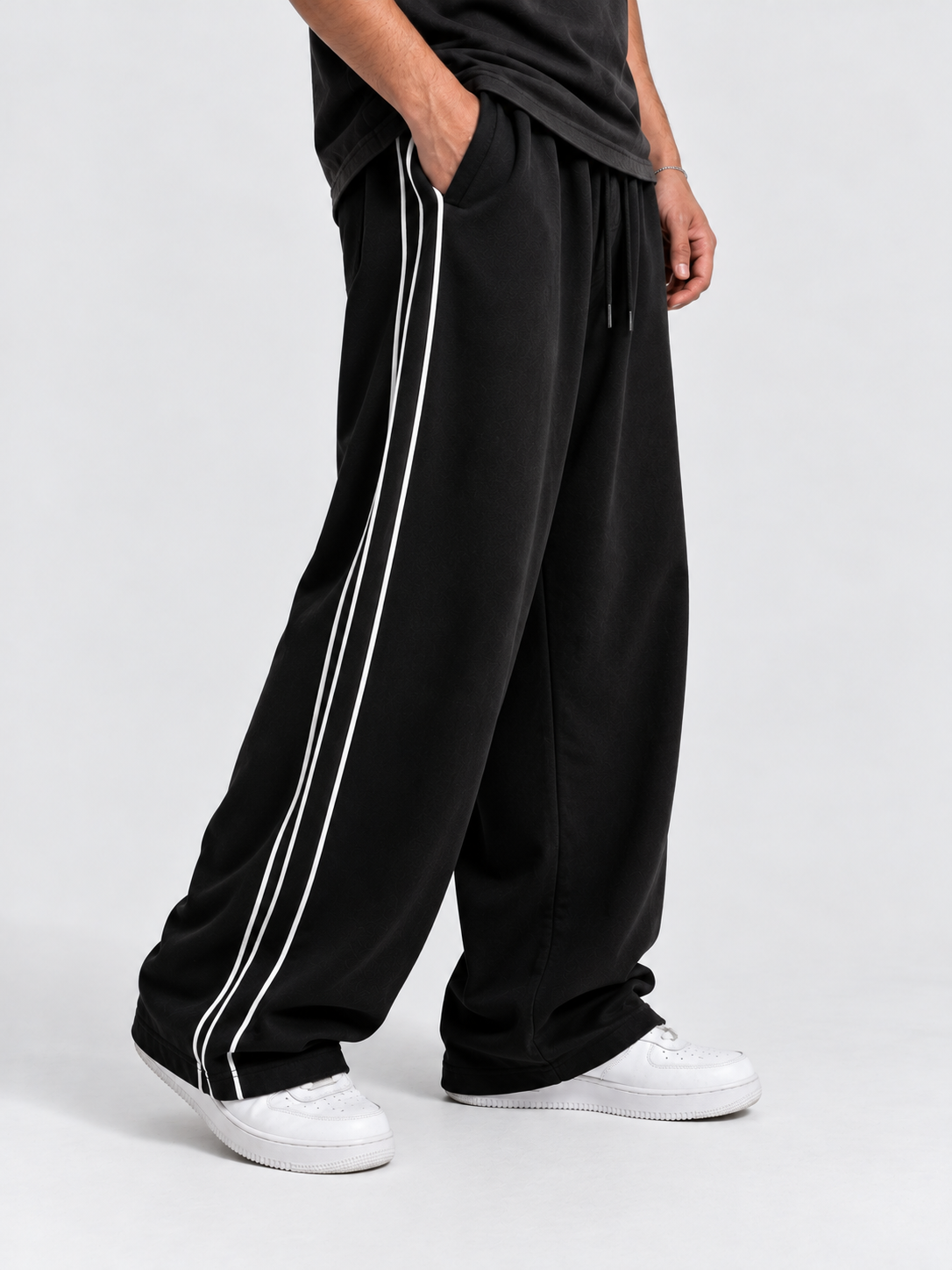 Trinity White-Stripe Baggy Trouser